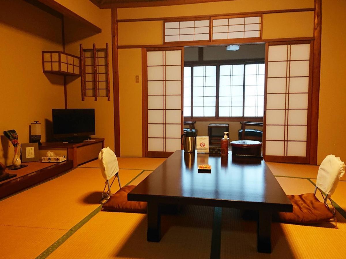 Kagetsu Ryokan Maizuru Bagian luar foto